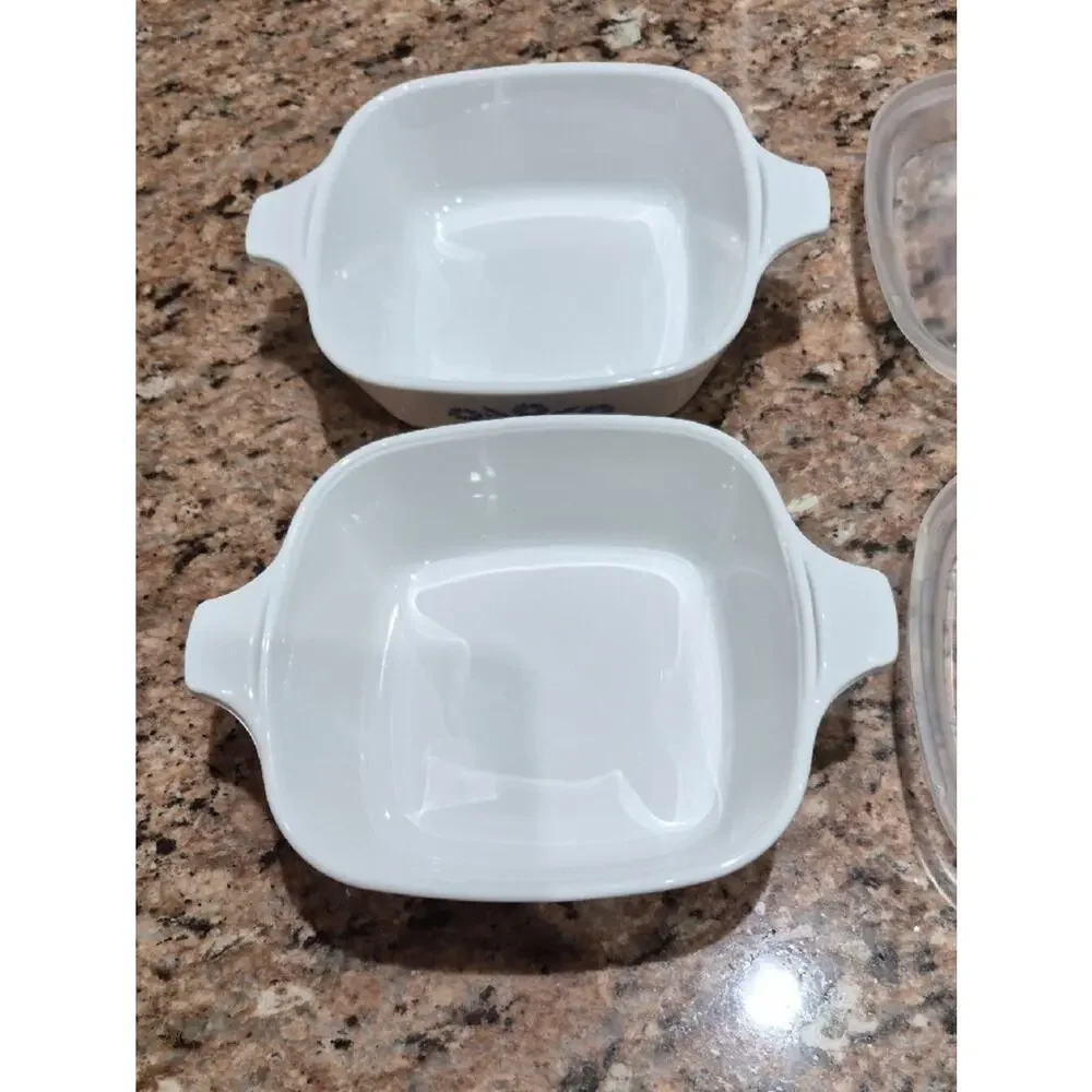 Corning Ware P-41 Petite Pans Bakeware Set with Plastic Lids (set of 2)